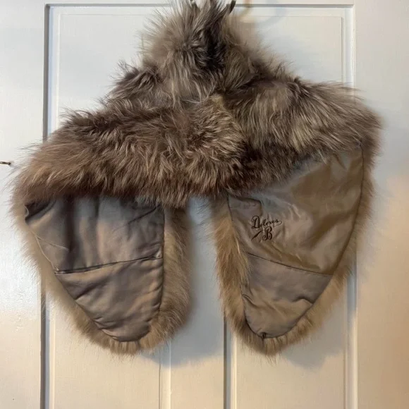 Grey Genuine Fox Fur Vintage 1950’s Stole/Shawl Wrap - Picture 2 of 9